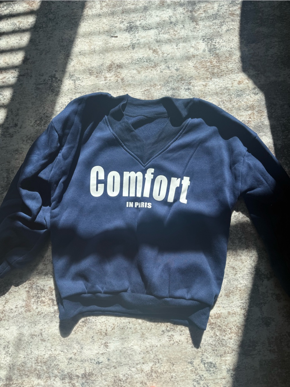 Comfort Graphic Sweatshirt - Navy